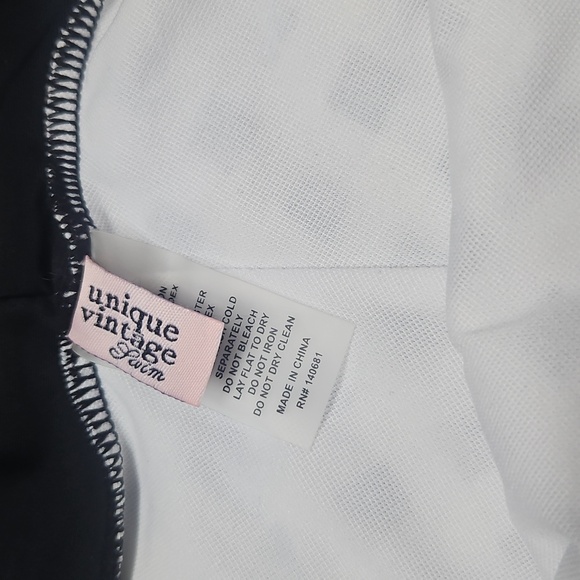 Unique Vintage 3 Piece Suit - Picture 3 of 5